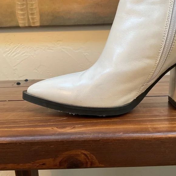 ‼️McQ WHITE BOOTIES by ALEXANDER McQUEEN‼️ - Picture 9 of 13